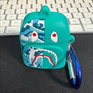 Bolod Teal AirPod Case with Carabiner Silicone NWOT
